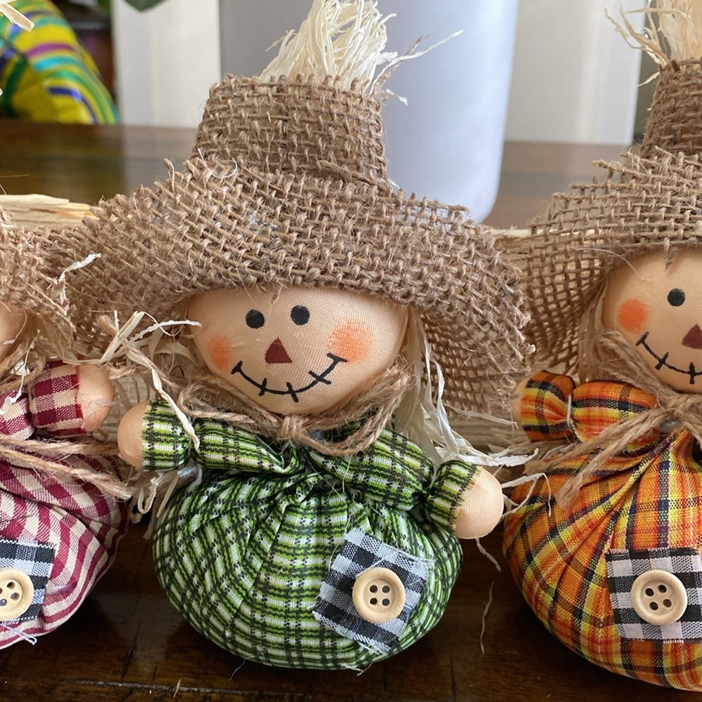 Fall Decorations 3 Mini Scarecrows - Picture 4 of 8